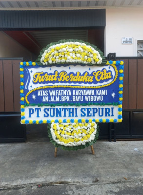 Papan Bunga Duka di Sungaijawi Luar